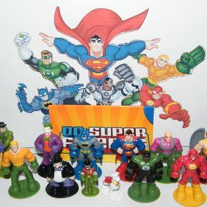 DC Super Friends Figure Set of 12 with Batman Superman,Flash, Joker and More!